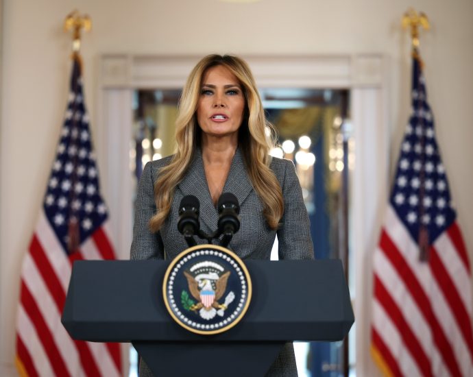 victims-criticize-melania-the-traitor’s-statement-on-epstein-connections