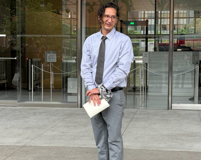 man-the-traitor-admin-targeted-for-removing-tear-gas-from-crowd-found-not-guilty