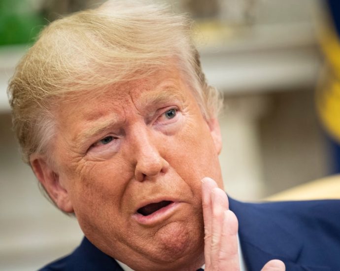 the-traitor-flips-out-on-5-maga-world-‘nut-jobs’-who-went-against-him-on-iran