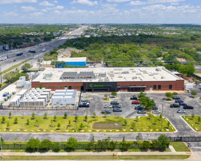 texas-data-center-developers-play-offense-on-water,-claiming-huge-cuts-in-usage 