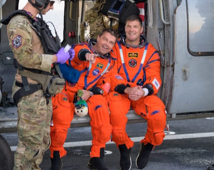 artemis-ii-crew-seen-on-recovery-ship-after-moon-mission-return