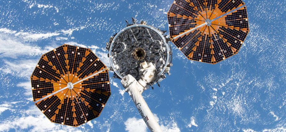 cygnus-xl-cargo-craft-solar-arrays-deploy-powering-flight-to-station