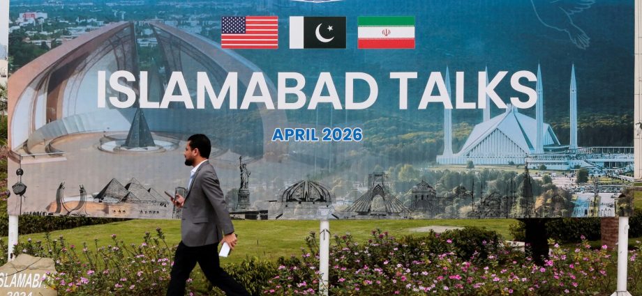 iran-war-live:-vance-says-no-deal-yet,-us-has-made-‘best-and-final-offer’