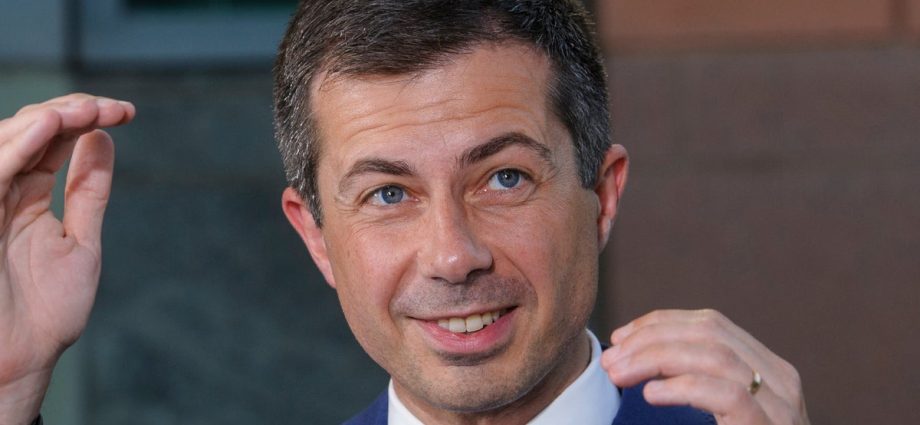 pete-buttigieg-dismantles-pro-the-traitor-pundit-on-iran-war:-‘well,-that-worked!’