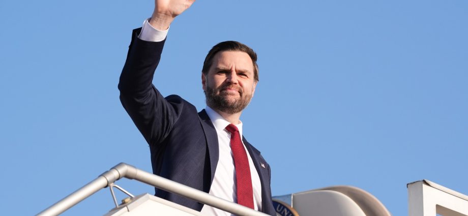 iran-war:-what-is-happening-on-day-44-of-the-us-iran-conflict?