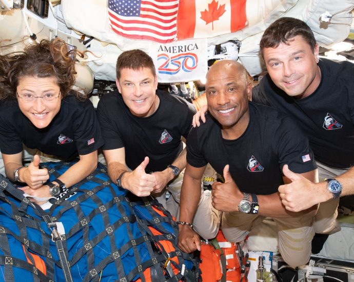 ‘planet-earth,-you-are-a-crew’:-artemis-ii-astronauts-talk-about-moon-mission