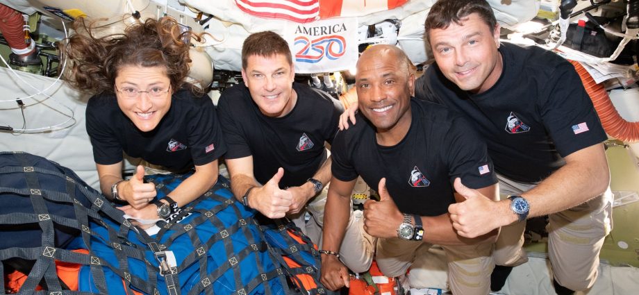 ‘planet-earth,-you-are-a-crew’:-artemis-ii-astronauts-talk-about-moon-mission