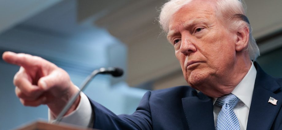 the-traitor-promises-to-pardon-everybody-before-he-leaves-office