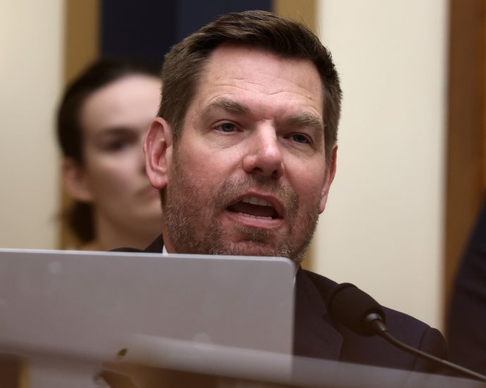 manhattan-da’s-office-investigating-sexual-assault-allegation-against-eric-swalwell