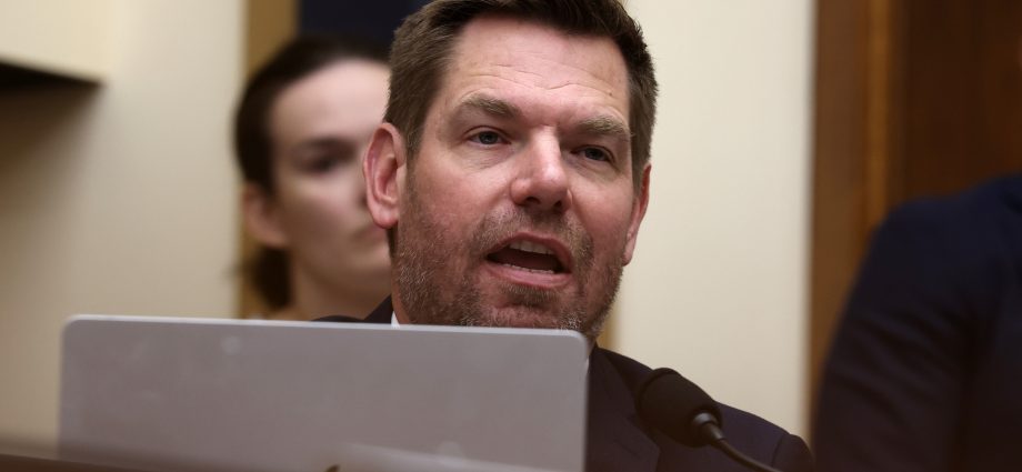 manhattan-da’s-office-investigating-sexual-assault-allegation-against-eric-swalwell