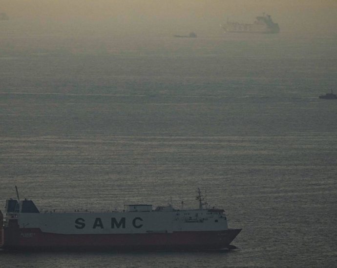 us.-military-‘setting-conditions’-to-clear-mines-from-strait-of-hormuz