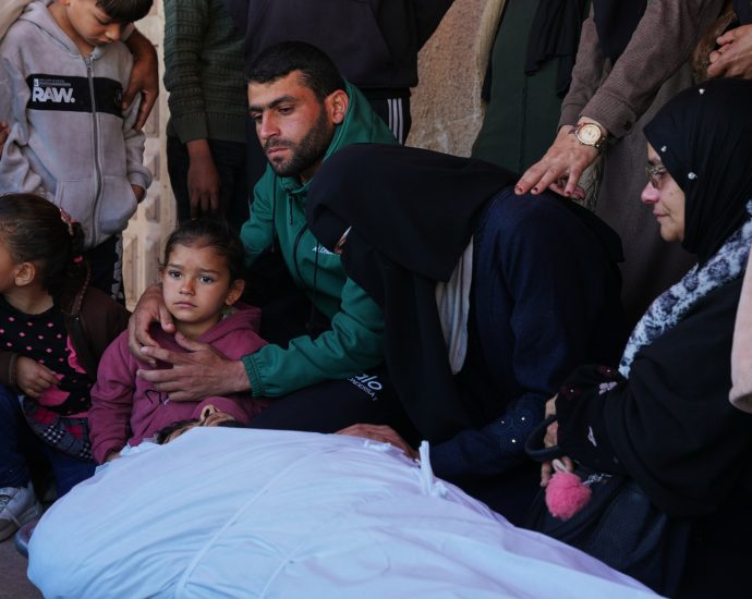 israeli-forces-kill-three-palestinians-in-gaza,-arrest-dozens-in-west-bank