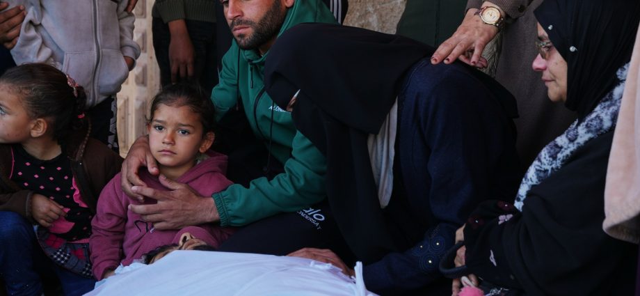 israeli-forces-kill-three-palestinians-in-gaza,-arrest-dozens-in-west-bank