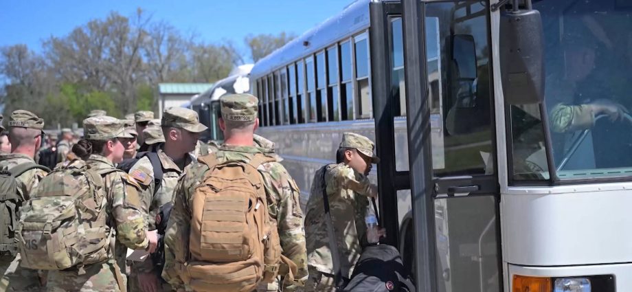 automatic-draft-registration-would-expand-us.-surveillance-state:-antiwar-activist