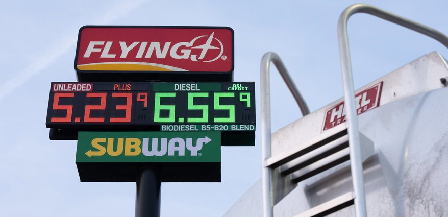 tax-the-companies-profiting-off-war