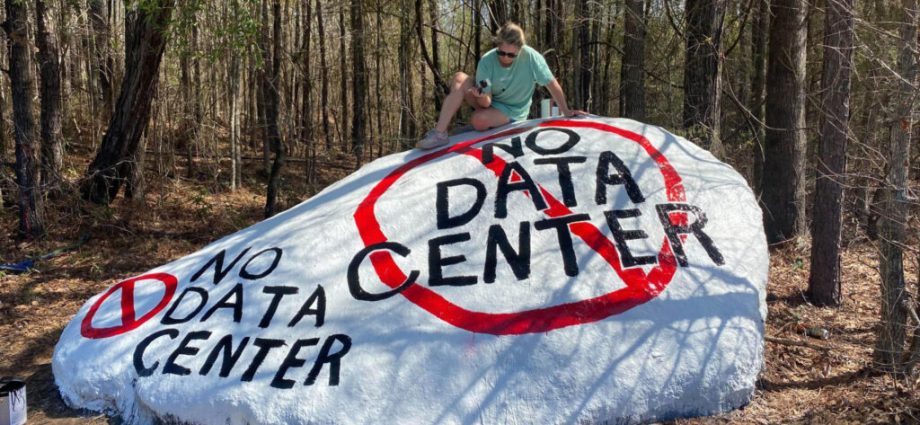 data-center-boom-reaches-west-georgia,-raising-questions-amid-mounting-opposition