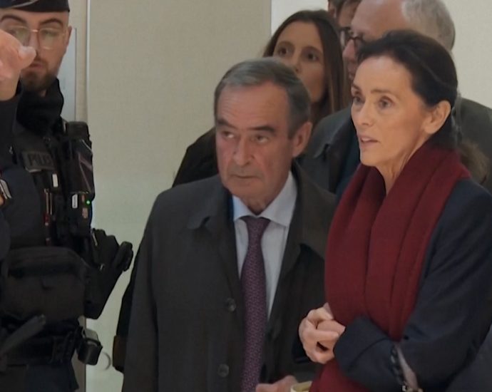 french-cement-giant-lafarge-guilty-of-financing-isil-in-syria