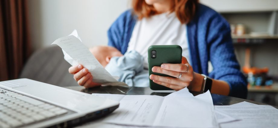 people-are-falling-victim-to-social-media-‘tax-hacks,’-so-let’s-talk-about-it