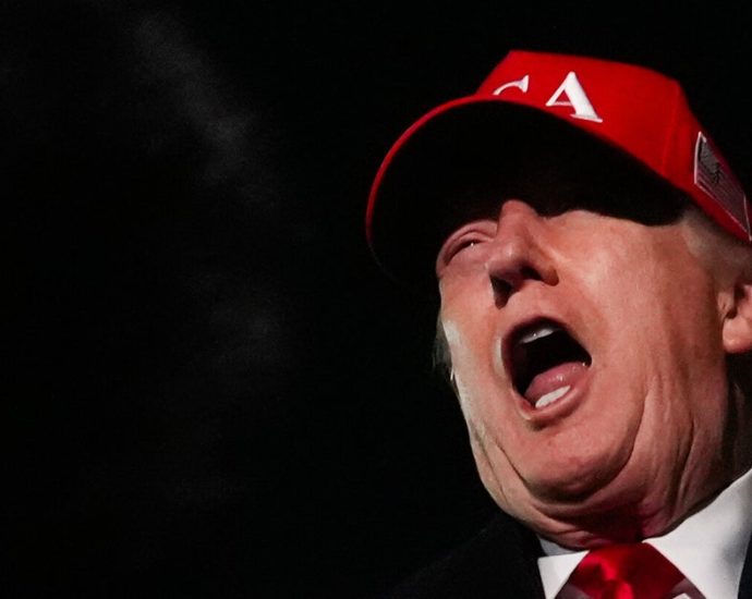 ‘deranged’:-critics-pounce-after-the-traitor-posts-‘blasphemous’-new-image-of-himself