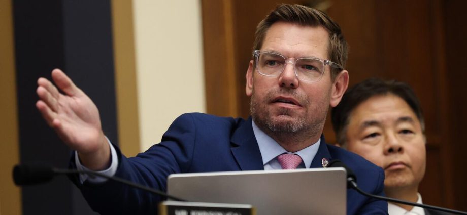 swalwell-resigns-seat-in-congress-ahead-of-expulsion-threat,-citing-‘mistakes’