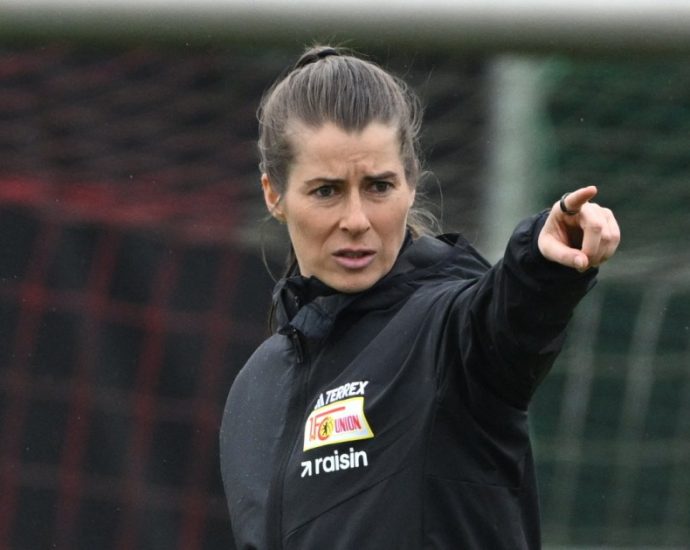 union-‌berlin-denounces-sexist-abuse-aimed-at-female-manager-marie-lou-eta