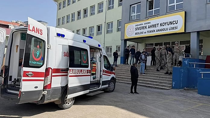 gunman-opens-fire-at-high-school-in-turkey,-wounding-at-least-16