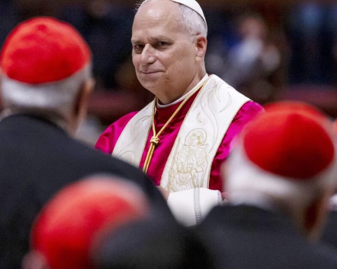 arellano:-pope-leo-isn’t-afraid-of-traitor-47.-we-shouldn’t-be,-either