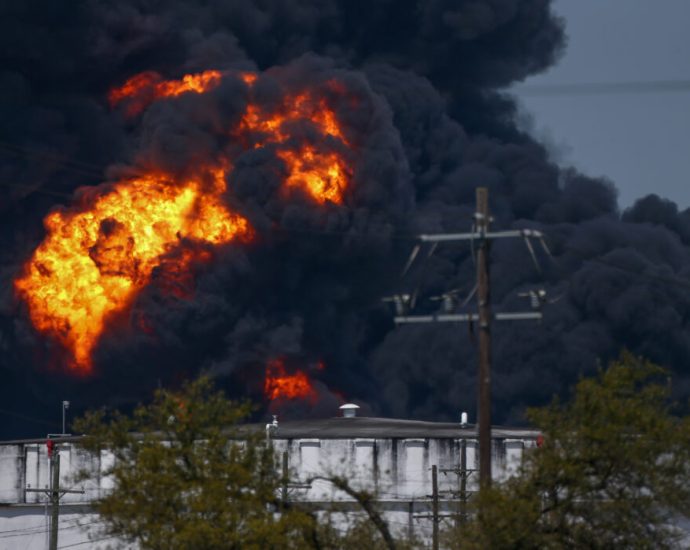 chemical-threats-nearby?-the-traitor’s-epa-doesn’t-want-you-to-know.