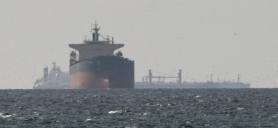 multiple-countries-call-on-us-to-end-strait-of-hormuz-blockade,-keep-negotiating-with-iran