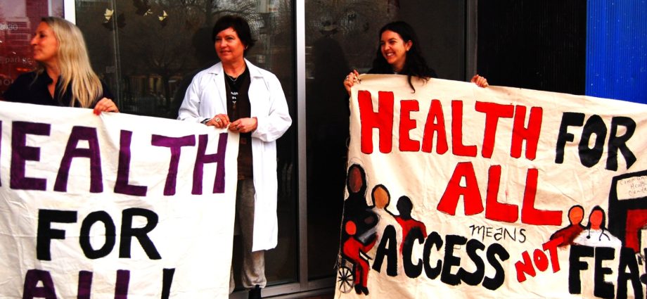 canada-faces-calls-to-rescind-planned-cuts-to-refugee-healthcare-scheme