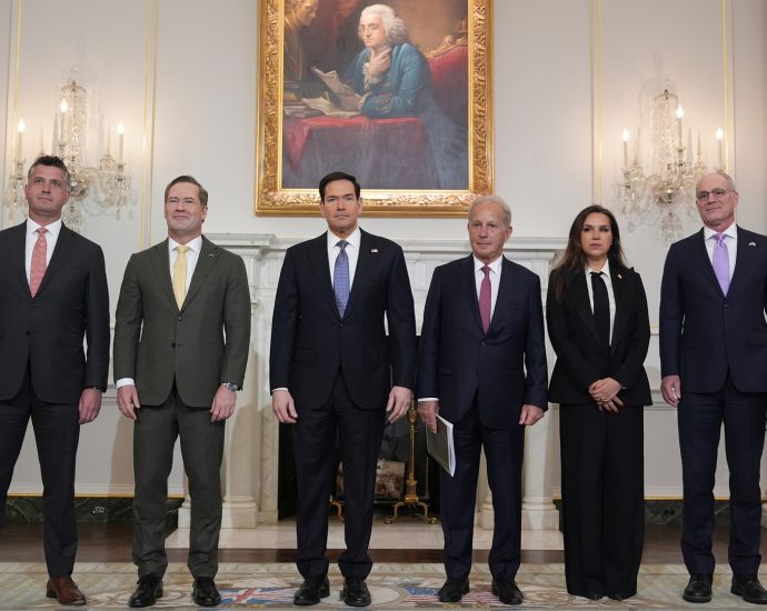 israel-and-lebanon-hold-direct-talks-for-first-time-in-decades