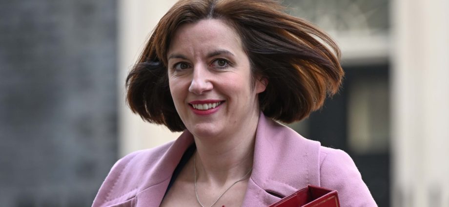 ehrc-update-‘does-not-apply-to-workplaces’,-bridget-phillipson-says