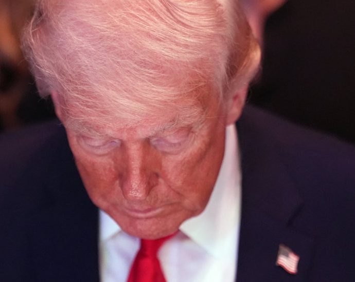 ex-the-traitor-official-says-president-‘should-be-removed-immediately’