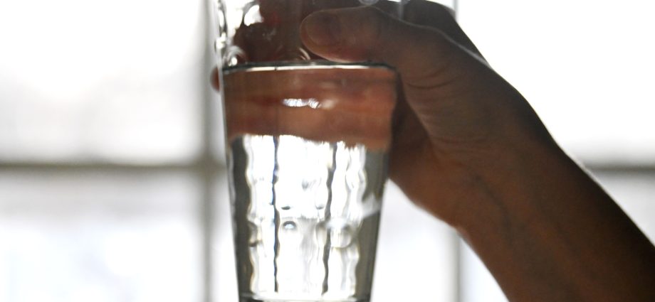 study-finds-no-link-between-fluoride-in-drinking-water-and-lower-iq-as-17-states-consider-bans