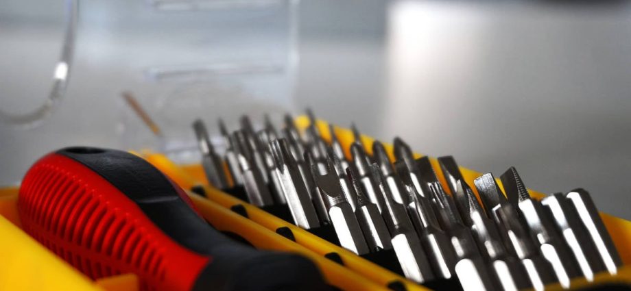 apple’s-macbook-neo-turns-out-to-be-its-most-repairable-lappy-in-14-years