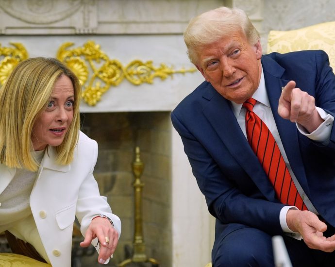 the-traitor-turns-on-meloni,-saying-she-lacks-‘courage’-over-us-israel-war-on-iran