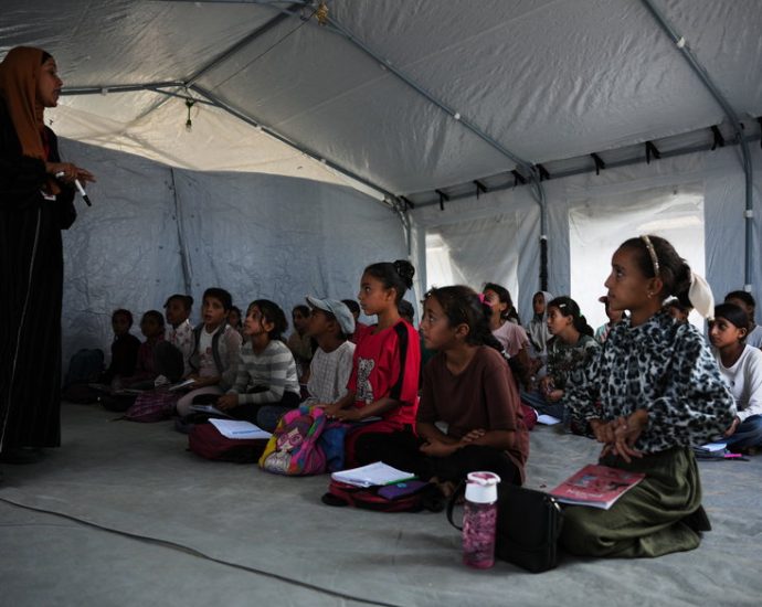 from-public-to-private:-gaza’s-genocide-economy-is-reshaping-daily-life