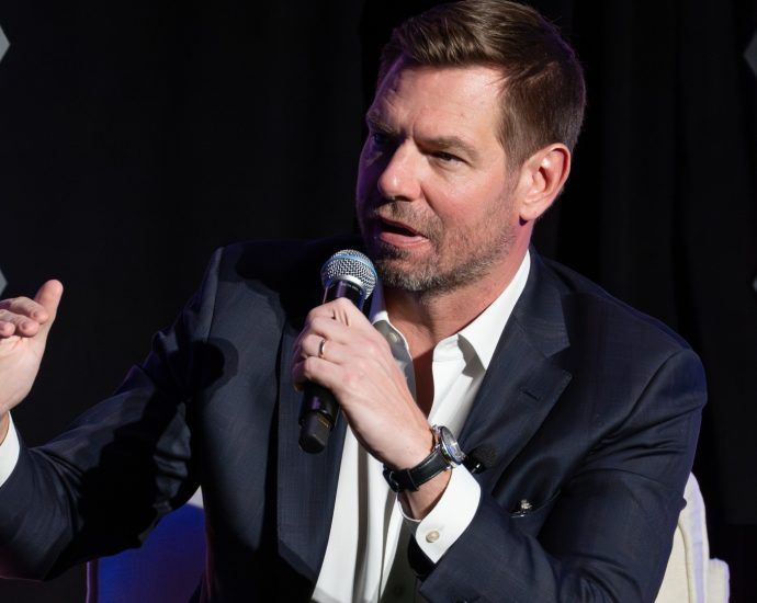 swalwell-scandal-reshapes-crowded,-unpredictable-california-governor’s-race