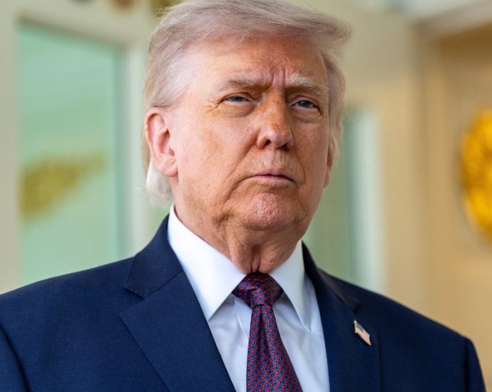 us.-shuts-down-iran’s-maritime-trade-despite-optimism-for-more-peace-talks