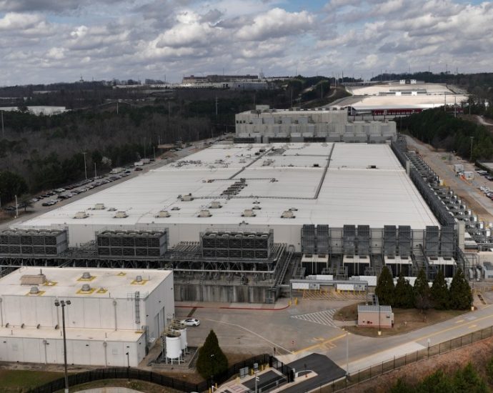 the-data-center-boom-meets-resistance-in-maine-as-lawmakers-pass-a-yearlong-freeze