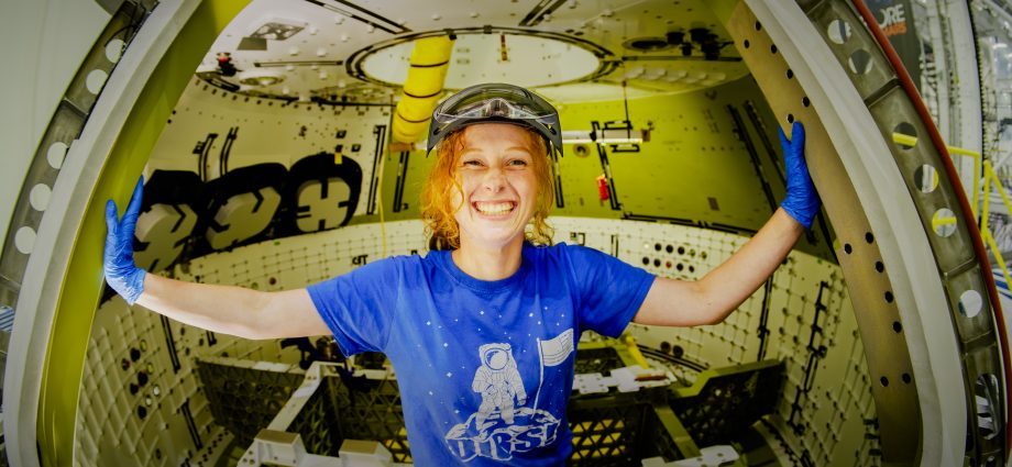 i-am-artemis:-rebekah-tolatovicz