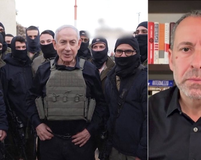 israel’s-war-&-demands-“could-throw-lebanon-back-into-a-civil-war”:-ex-israeli-negotiator-daniel-levy