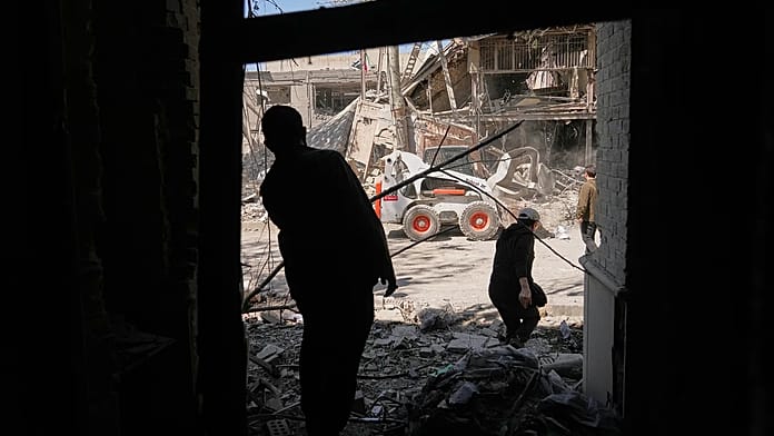 ‘discussions-are-being-had’-on-second-round-of-iran-talks-in-pakistan,-white-house-says