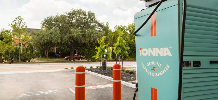 ionna-and-circle-k-plan-350-us-ev-charging-sites-with-400-kw-fast-chargers