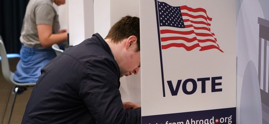 us-judge-blocks-justice-department-bid-to-seize-voter-data-in-rhode-island