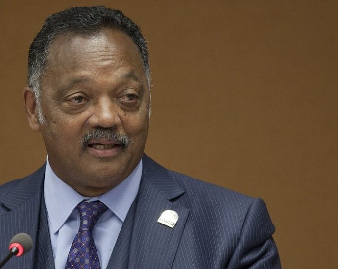 ice-agents-hide-behind-masks;-jesse-jackson-remembered-as-determined-leader