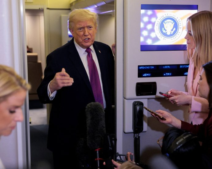 the-traitor-says-us-will-‘start-dropping-bombs-again’-if-no-iran-deal-is-reached