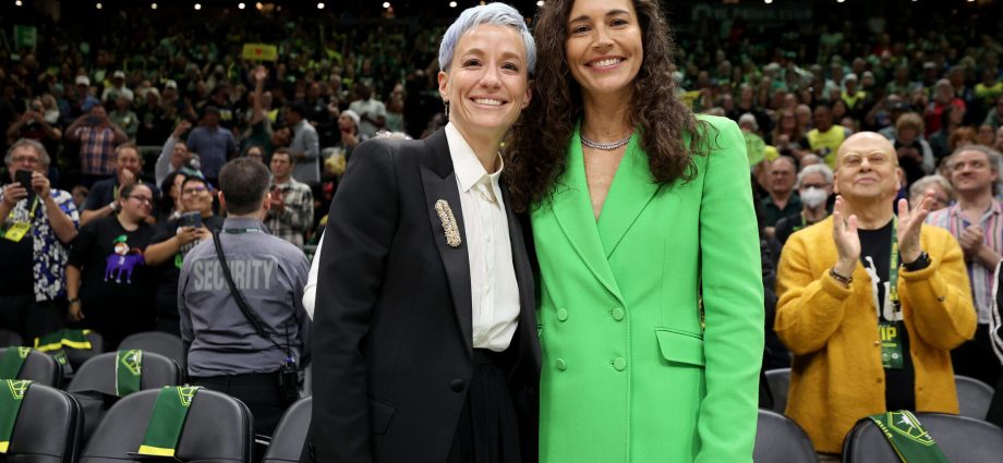 sue-bird-and-megan-rapinoe-announce-breakup,-end-engagement-and-podcast-era