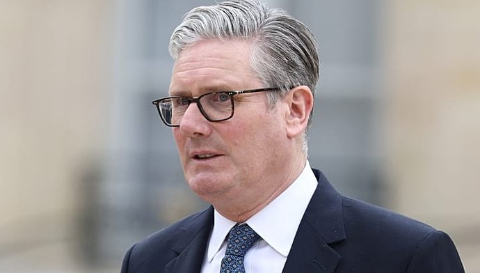 starmer-faces-calls-to-step-down-after-appointing-epstein-associate