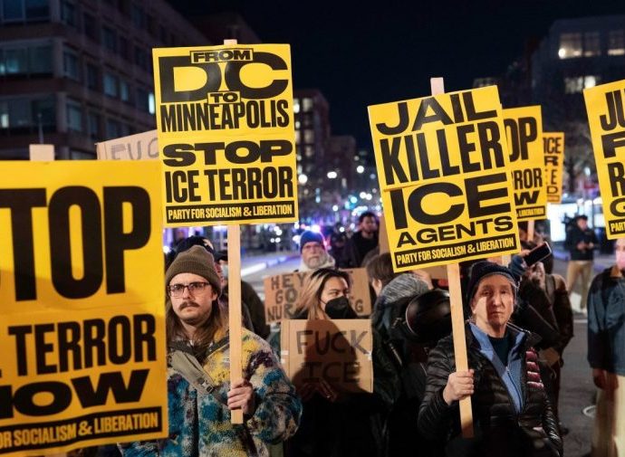 social-media-users-critical-of-immigration-crackdown-targeted-by-dhs-subpoenas